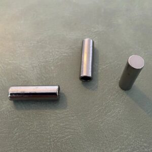 Метален накрайник Е-2252 Gun Metal 2 см – Класически модел с 1 отвор